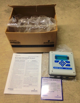 1055-01-11-24-32 EMERSON Analisador de PH Solução Digital Compll 1055 115/230V 50/60HZ 8W