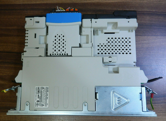 3098-0059 EMERSON  Servo Drive/Servo Controle Control Techniques 3 FASES 380-480 VAC 50/60 HZ