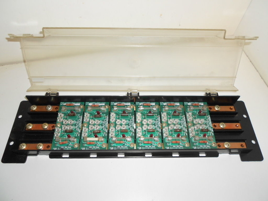 01984-1144-0001 EMERSON DISTRIBUÇÃO DE PODER DC BUS RS3 Circuito de controlo
