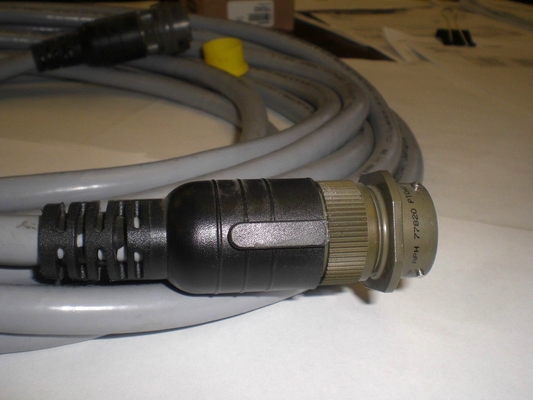 CFEF-25 CABOS DE SERVO EMERSON Control Techniques Extensão de Feedback do Motor Flex