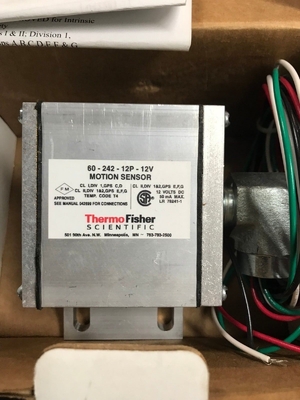 Fisher Brand Digital I O Module Nova caixa original 60-242-12P-12V