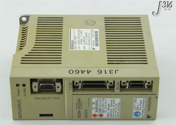 Yaskawa SGDA-A3AP AC SERVO AMPLIFICADOR 200-230V 1.3/0.42A 30W Controle de Posição (Entrada Digital)