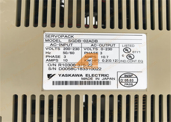 Yaskawa SGDB-02ADB AC SERVO AMPLIFICADOR 200-230V 3A 3 FASE Controle de Posição USASGM