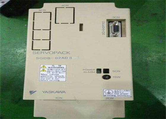 Yaskawa SGDB-02ADB AC SERVO AMPLIFICADOR 200-230V 3A 3 FASE Controle de Posição USASGM