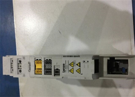 Lenze E70ACMSE0104SA2ETR INVERSOR DUPLO TENSÃO DE ENTRADA 565 VCC POTÊNCIA NOMINAL 2,20 KW