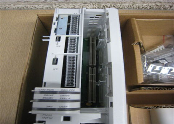 Movimentações servo industriais SERVO da unidade de controle do módulo da linha central da MOVIMENTAÇÃO 9400 de Lenze E94ACHE0004