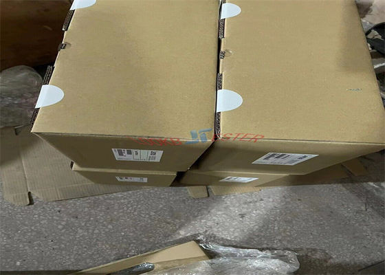 Lenze EVS9328-EPV004 SERVO CONTROLADOR SÉRIE 9300 400/480 VCA 22-30 KW (29,5-40,2 HP)