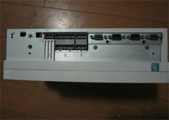 Lenze EVS9323-EPV004 SERVO CONTROLADOR SÉRIE 9300 400/480 VAC SERVO CONTROLADOR DE POSIÇÃO