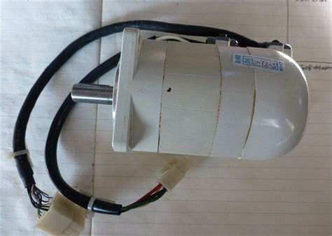 Sistema de Controle Industrial Panasonic Industrial Servo Motor MSMA3AZS1A