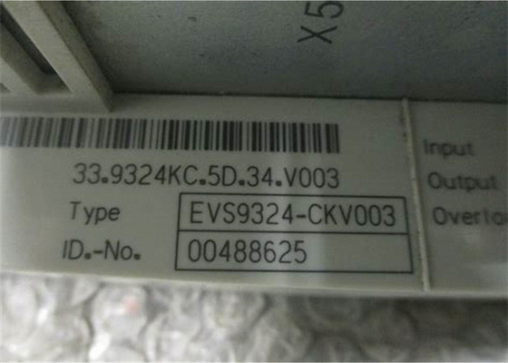 Lenze EVS9324-CKV003 SERVO CONTROLADOR SÉRIE 9300 400/480 VAC 3,0 KW (4 HP)