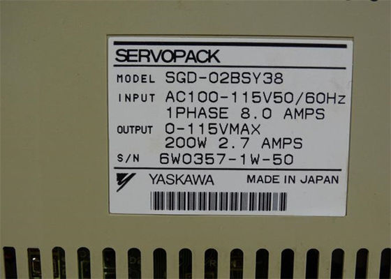 Novo Yaskawa Servo Drives SGD-02AH Potência de trabalho 200W Na caixa original novo