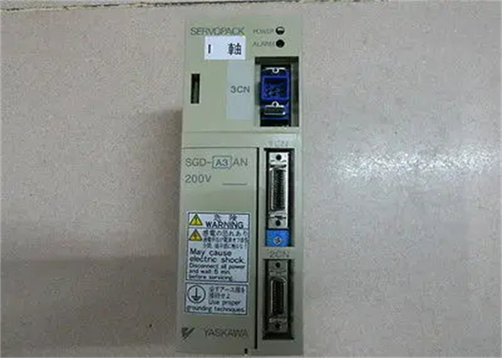 Servomotor industrial 30W Yaskawa Elétrico SGD-A3AN Original Novo