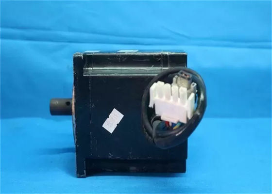 Yaskawa SGMPS-15ACA41 Novo Servomotor 200V 1 ano de garantia