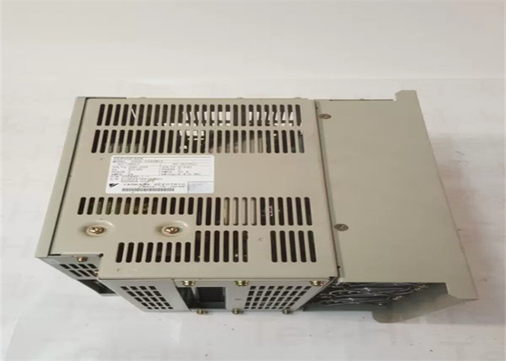 Yaskawa Sgdb-44ad 200-230v Ac Servo Drives Novos na caixa original