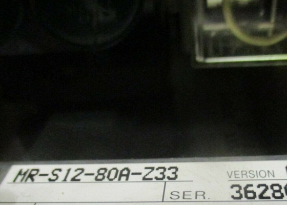 O SERVO SERVO da C.A. do ampère da MOVIMENTAÇÃO SERVO de Mitsubishi MR-S12-80A-Z33 CONDUZ o CARTÃO da OPÇÃO de 2 LINHAS CENTRAIS