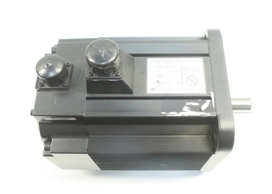 YASKAWA USAFED-15-HG11 Servomotor 2000rpm MÁXIMA W/ UTOPI-600UB ENCODER