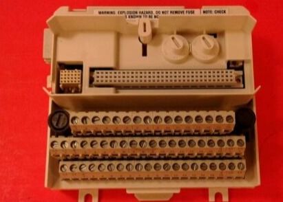 ABB 3BSE013235R1 TU831V1 Unidade de terminação do módulo estendido MTU 250 V