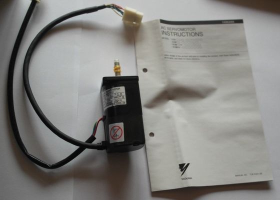 YASKAWA SGM-A5A31 Motor servo AC com encoder incremental de 2048 P/R, 200V, padrão, 50W