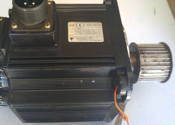 Quilowatt do nanômetro 1500 R/MIN do SERVO MOTOR 0,85 de Yaskawa SGMG-09V 6W-YG11 5,39 10,7 ampères