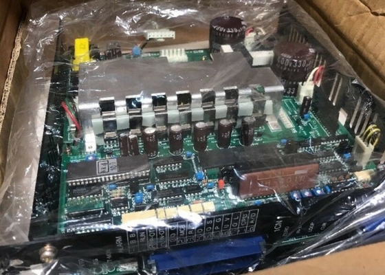 Yaskawa CACR-SR5AB2ery105 servo servo drive 230vac 3.6/10,6 amperes