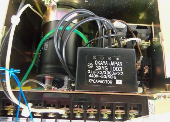 Servomotor da série Yaskawa CACR Novo na caixa original 230V