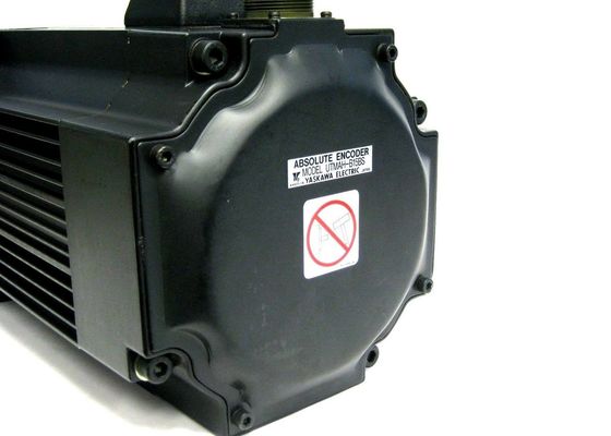 USAFED-22-HL11 Yaskawa AC Servo Motor Novo na caixa original