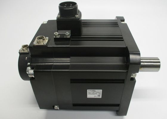 SERVO MOTOR de Mitsubishi HF303BS-A48 12,7 ampères 3 quilowatts 2000 RPM 184 V da FASE 3