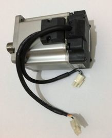 OMRON R88M-G10030L 20 MΩ Min. em 500 VDC entre os terminais do poder e o terminal de FG