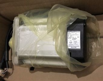 OMRON R88M-G10030L 20 MΩ Min. em 500 VDC entre os terminais do poder e o terminal de FG