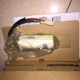 Os servos motores de PanasonicAC entraram 2.5A Ralted 200HZ 3000 r/min MSMA012C2D