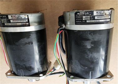 MC801NS302KNN26 Nidec Sankyo Industrial AC Servo Motor 800W Velocidade de rotação 3000