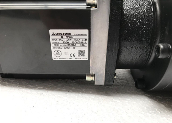 O SERVO MOTOR da C.A. de Mitsubishi HF-KP73G1 10 quilogramas OUTPUT 750W 3000 R/MIN (150 hertz)