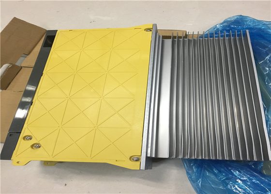 O amplificador servo de A06B-6096-H207 Fanuc conduz 2 a LINHA CENTRAL 12.5/18.7AMP 230V 8.5KW