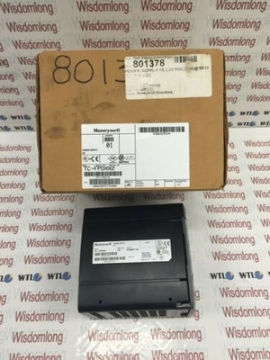 Poder de entrada 150 VA, máximo total das saídas de potência de 92 W, watts de 70W TK-FPCXX2