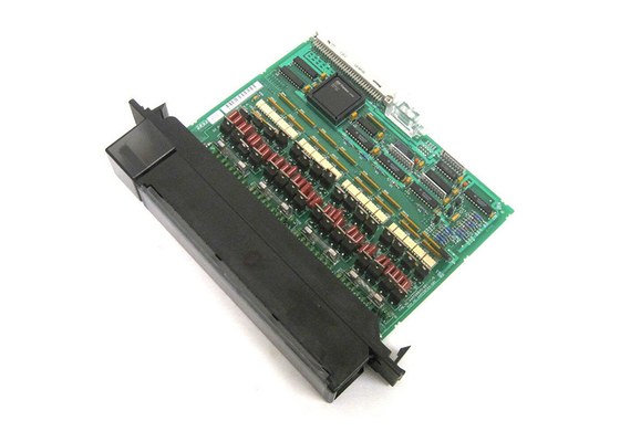 GE FANUC IC697MDL350, 120 VAC 0,5 ampères, módulo de saída 32-Point discreto