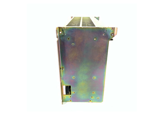 AB 1771-A3B1, chassi universal do I/O, 24 ampères, 12 entalhes