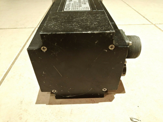 0MGE-455-CBNS-0000 EMERSON Control Techniques Motores 230 VAC Motor de Baixa Inércia