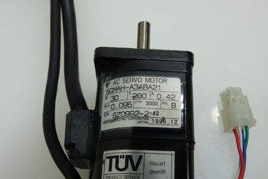 Industrial Servo Motor Yaskawa Electric  AC SERVO MOTOR 30W 200V 0.42A SGMAH-A3ABA21