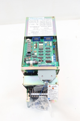 YASKAWA CACR-SR03TZ6SF-E CACR AC Servo Drive 0.3kW 15-bit Absolute Encoder