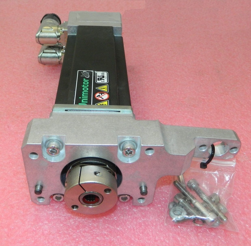 070UDD200XBCRA078140-SHPA o original novo, preto é cor principal, técnicas de controle Emerson Unimotor Servo Motor.