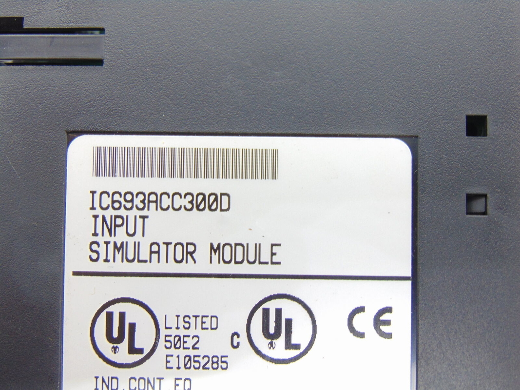 SIMULADOR DE ENTRADA DE TENSÃO CC GE FANUC 8/16 PONTOS Módulo IC693ACC300