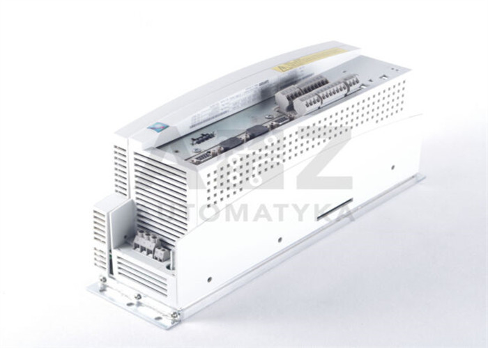 Lenze EVS9324-CSV004 SERVO CONTROLADOR SÉRIE 9300 400/480 VAC 3,0 KW (4 HP)