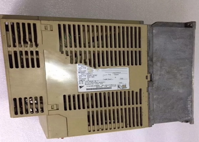 Brand Yaskawa SGDB-02 série Nova AC Servo Drive em caixa original