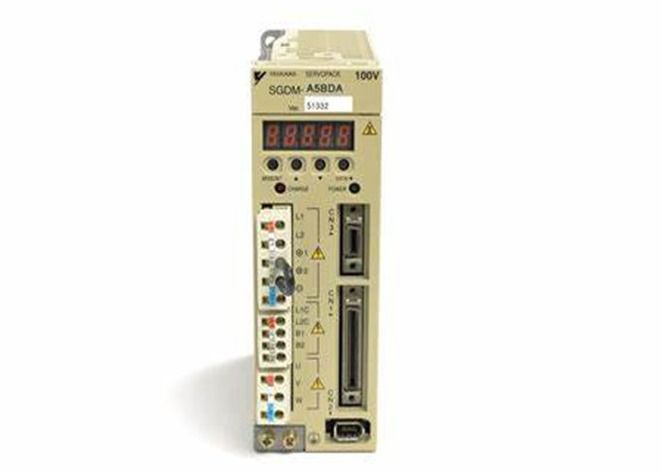 Novíssima Yaskawa Industrial Servo Drives SGDM-A5BDA Original