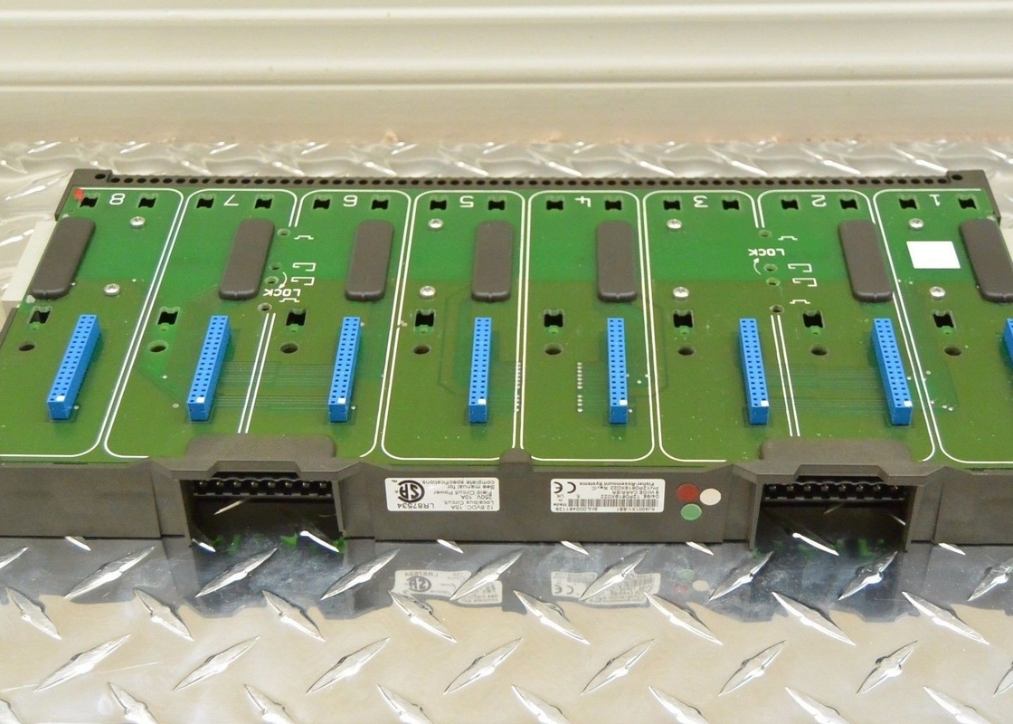 EMERSON do KJ4001X1-BE1 I/O CARRIER W/SHIELD 8 WIDE 8-6.5 AMP 12.6-30 VDC 5