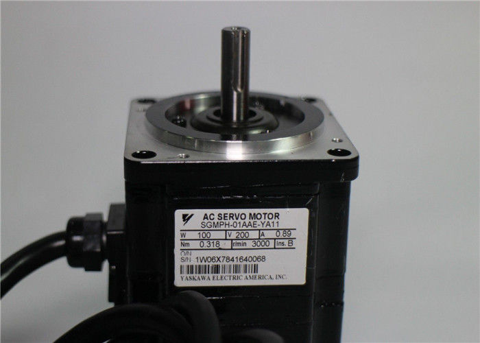 Servo motor Yaskawa SGMPH-01AAE-YA11 bonde 0.89A 200V 100W da C.A. do original industrial