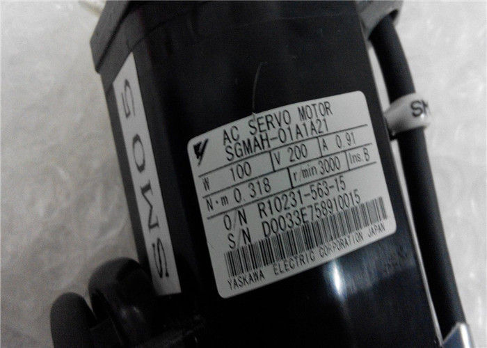 SERVO MOTOR industrial 100W 0.91A 0.318N.m Japão SGMAH-01A1A21 de YASKAWA