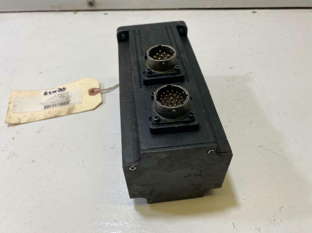 MGE-316-CONS-0000 EMERSON MG Servomotor 230VAC 18,6 LB-IN Torque contínuo